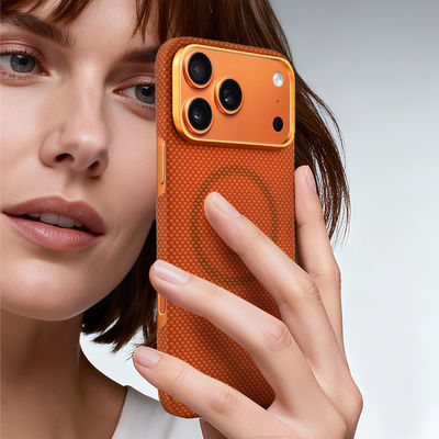 قاب موبایل فیبر کربن آرامید ممتاز با فریم فلزی برای آیفون 17 پرو مکس